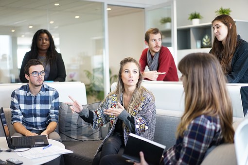 不靠薪酬吸引人才，企業靠的是什么？